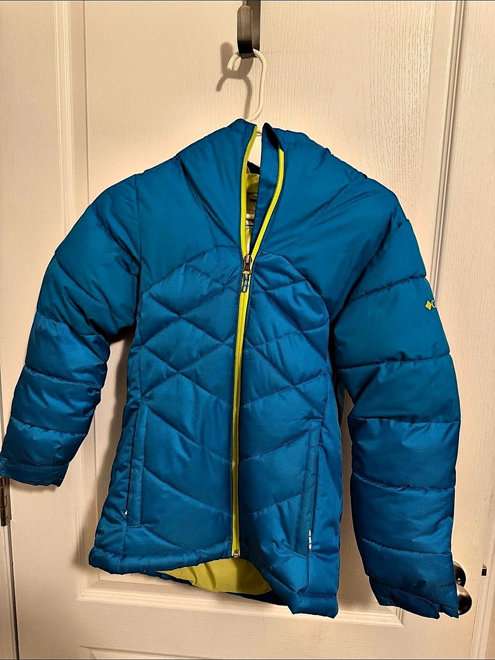 Columbia Girls small(7/8) winter jacket